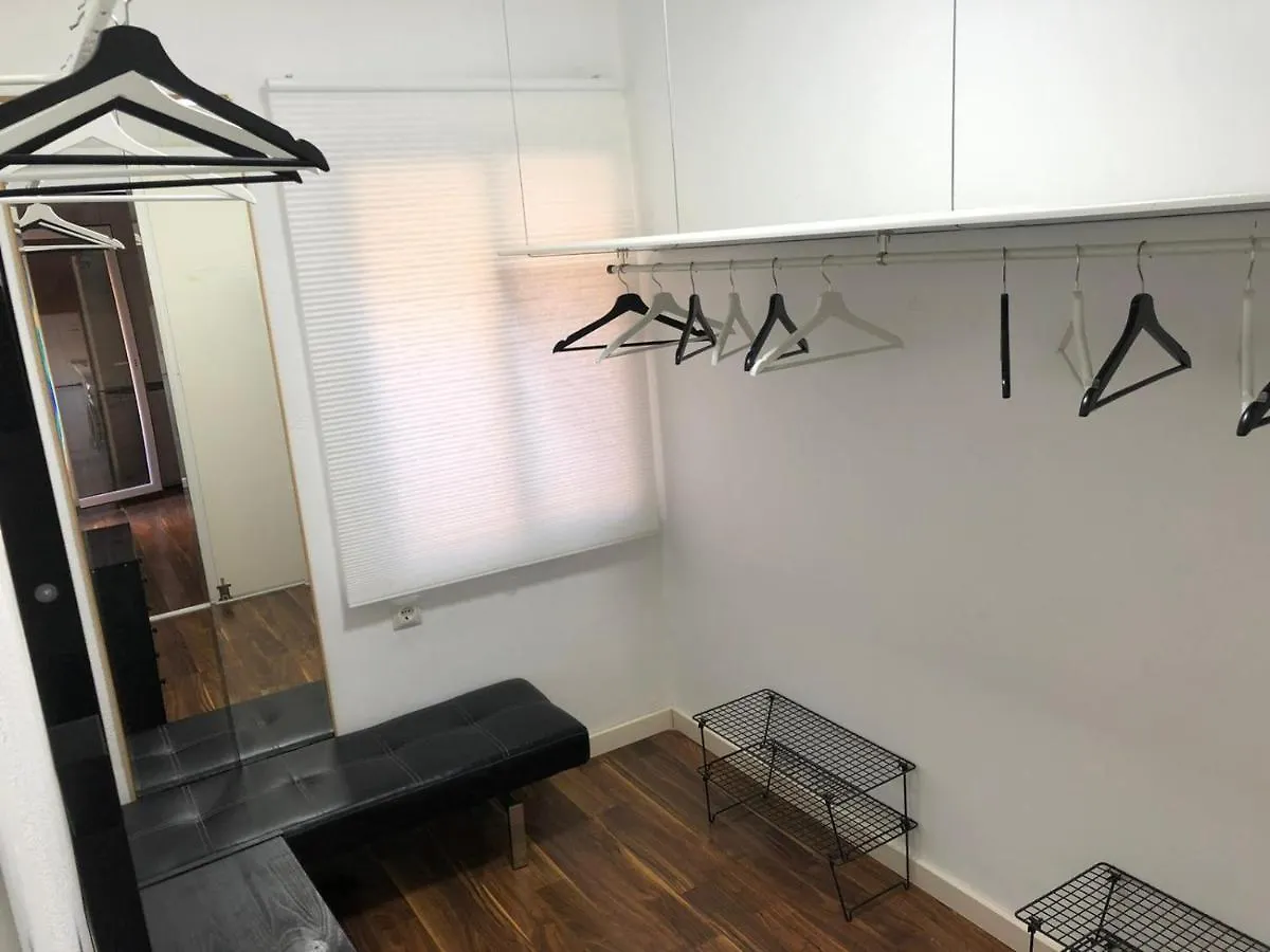 Ferienwohnung Precioso Piso Con Patio A 200M De La Playa Málaga